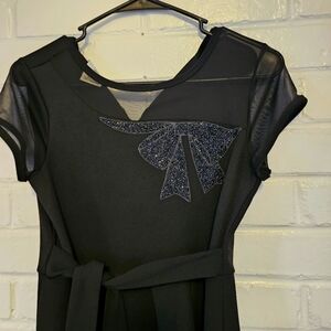 Girls classic little black dress| BonnieJean | girls size 16 🖤✨️ black| glitter